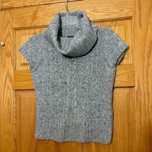 Maurices gray short sleeve turtleneck sweater